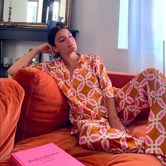 LAST ONE Zara Pajama Style Two Piece Set - Picture 5 of 16